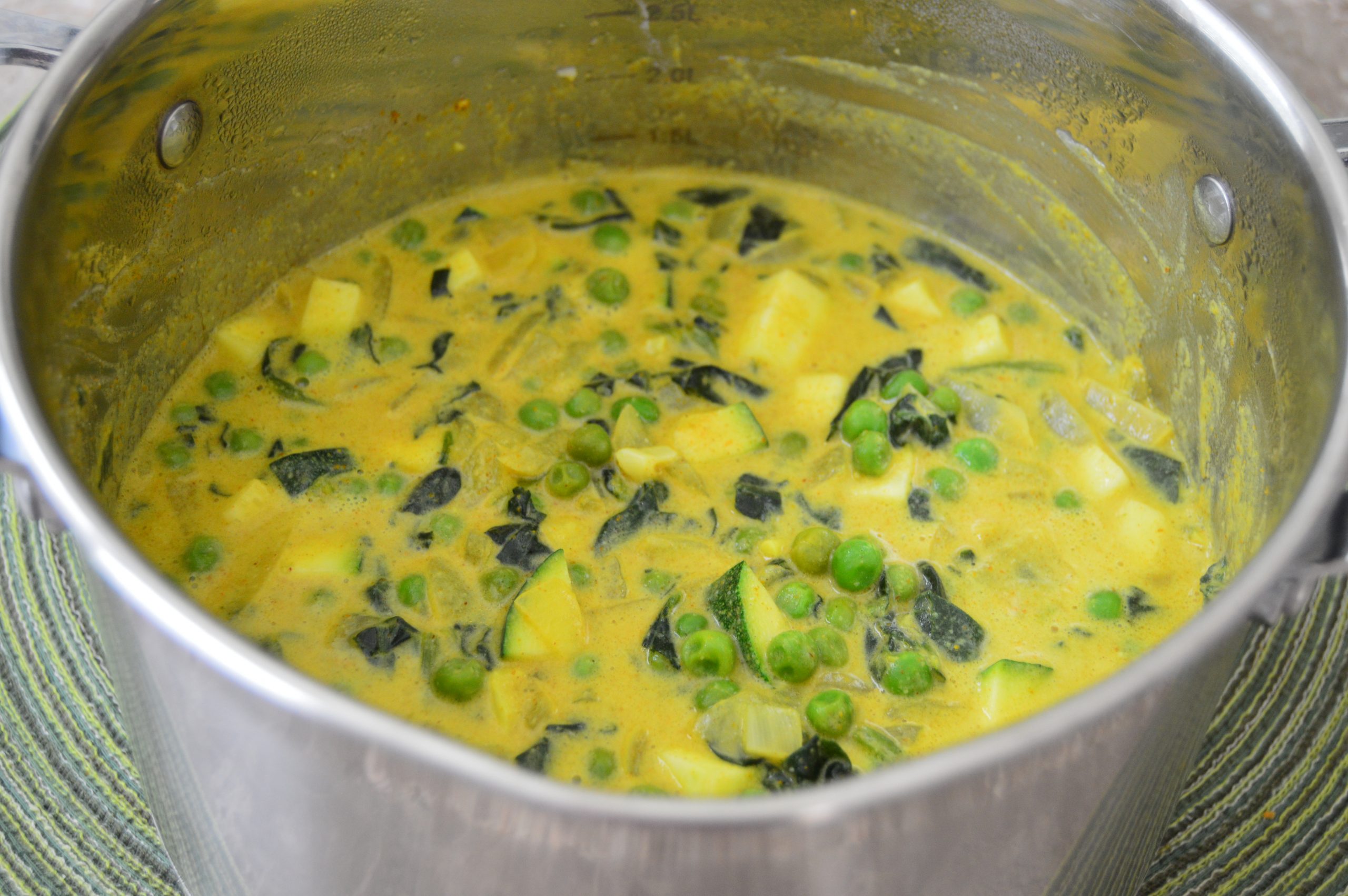 Sweet Pea Spinach Curry